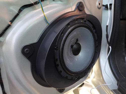 ครอบครัว kenwood มาแล้วอีกคัน จัดไปใช้ยาวๆ isuzu all new d max อัพเกรดชุดลำโพง และ bass box 2