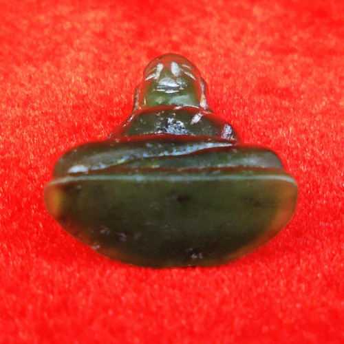 พระหินหยกแกะ พิมพ์พระพุทธ วัดธรรมมงคล สร้างโดยพระอาจารย์วิริยังค์ ปี 2536 สวยหายาก องค์ 28 2