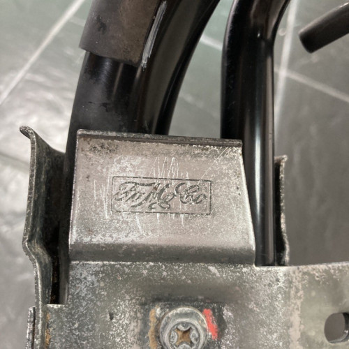 FORD FOCUS MK3 2012-2015 ฝาและท่อถังน้ำมัน 4