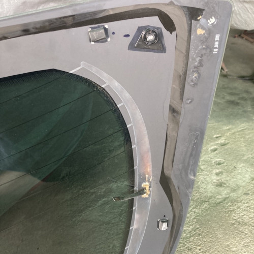 FORD FOCUS MK3 5D กระจกบังลมหลัง 4